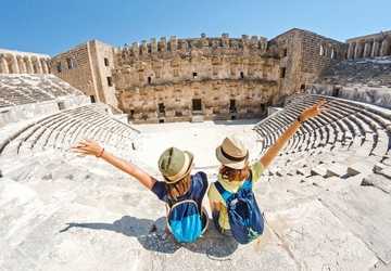 4 Tips for Exploring Ancient Ruins in Greece